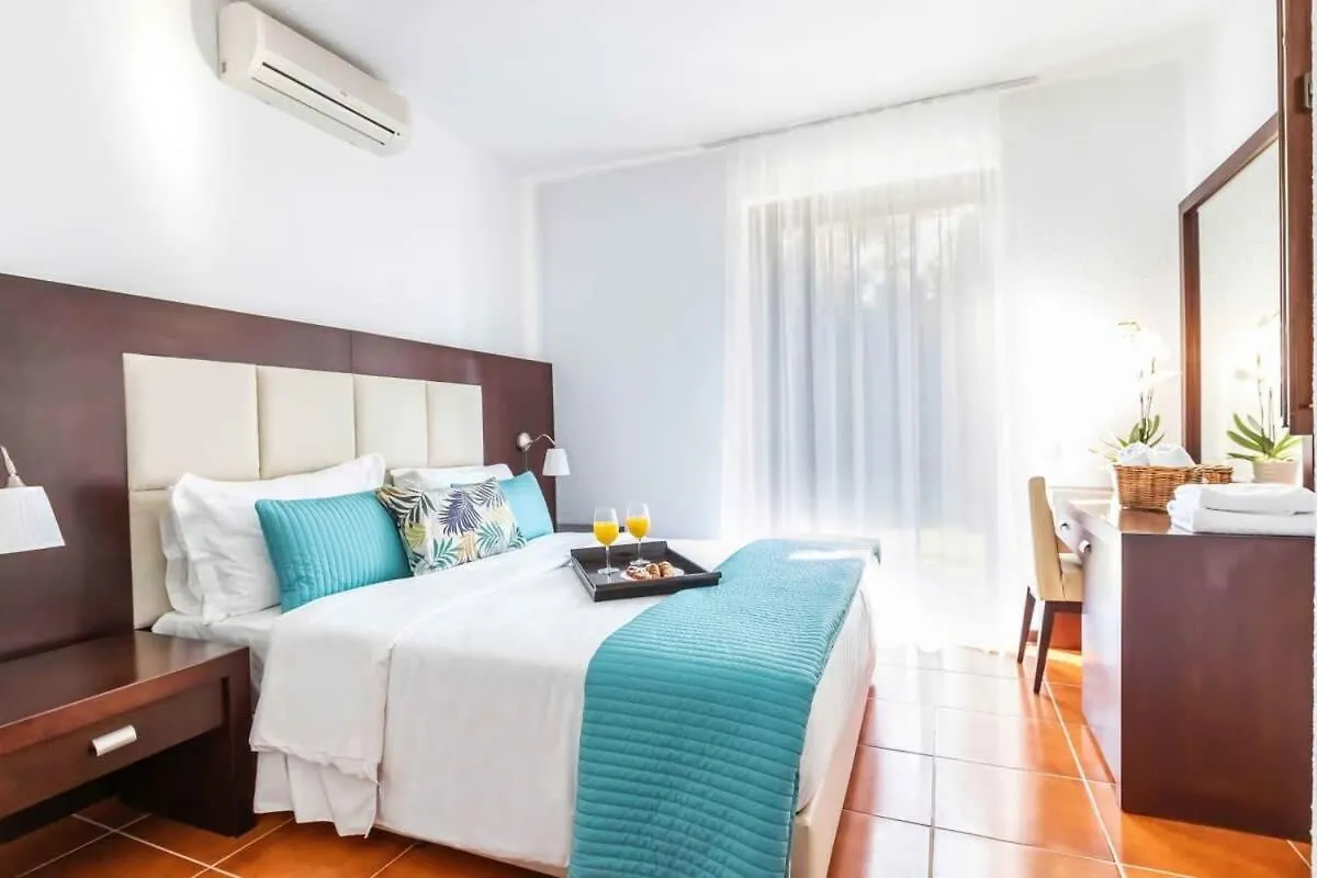 Sparkling Sani Getaway - Nefeli'S Summer Paradise Greece